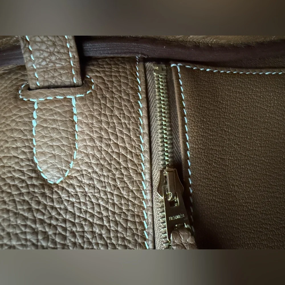 Hermès Kelly 28 in Togo Leather – Stamp Z (2021) - Picture 10 of 17